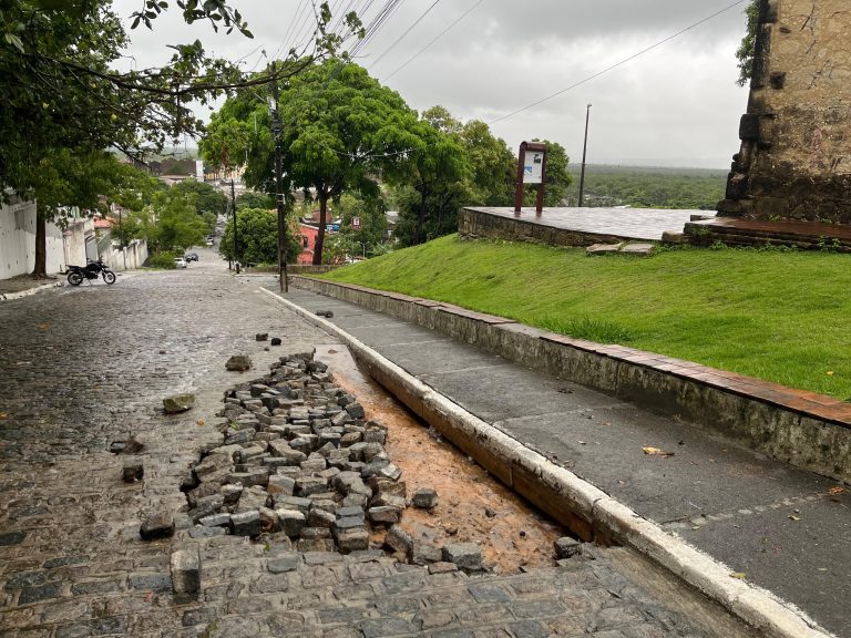 calcamento-ladeira-sao-francisco.jpeg