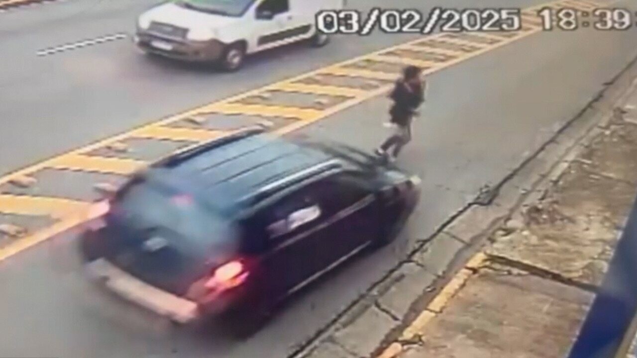 Acidente na Mogi-Bertioga deixa pelo menos um ferido neste domingo
