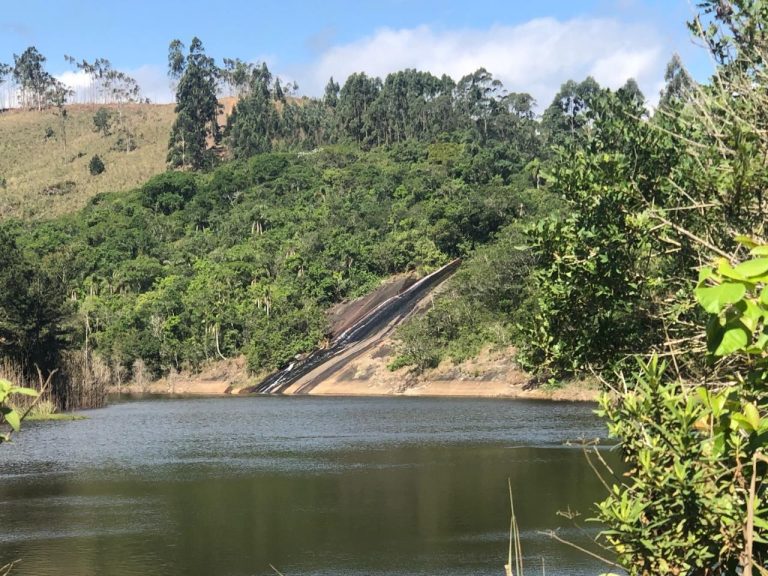 cachoeira-em-salesopolis.jpeg
