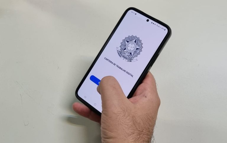 carteiradetrabalho3.jpg
