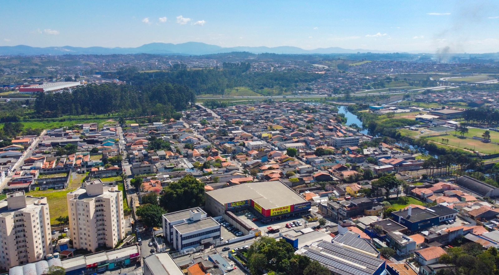Proprietários de obras irregulares podem aderir ao Construção Legal em Itaquaquecetuba