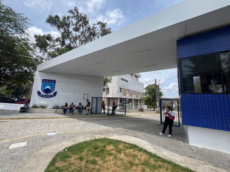 entrada-do-campus-sede-da-ufcg-em-campina-grande.jpg