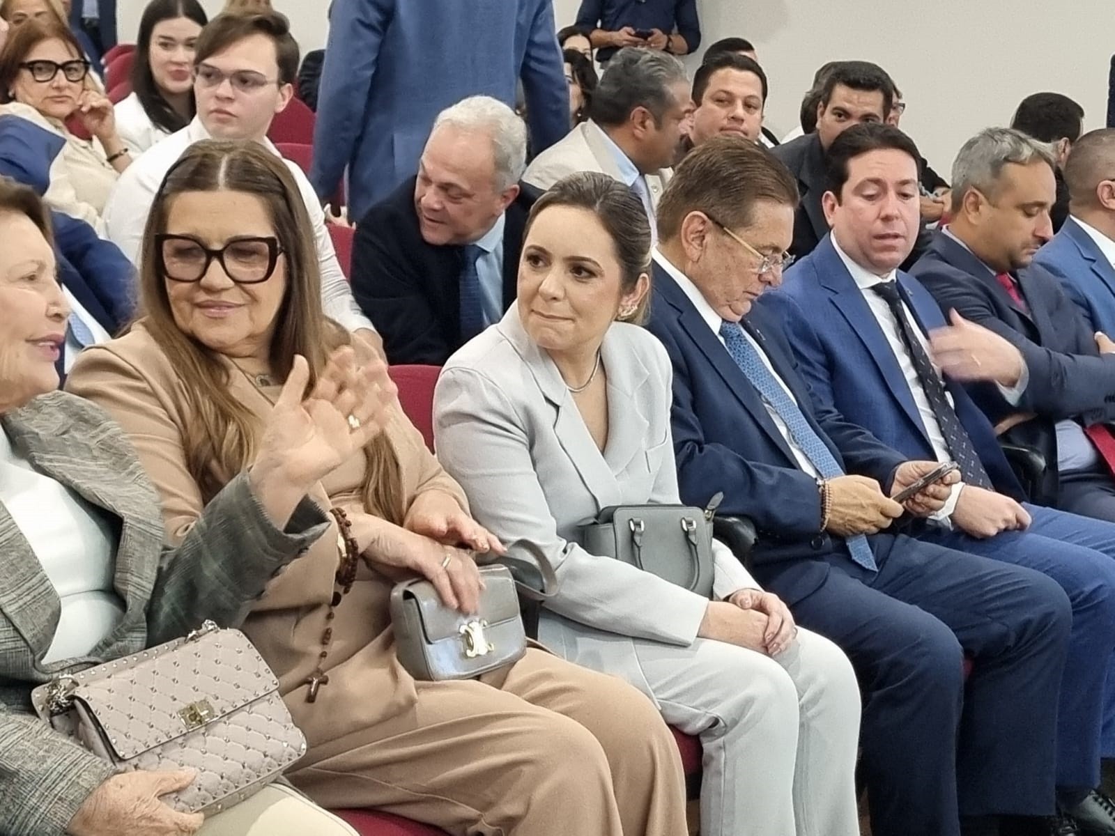 TCE-PB aprova por unanimidade a nomeação da filha do presidente da Assembleia como conselheira da corte