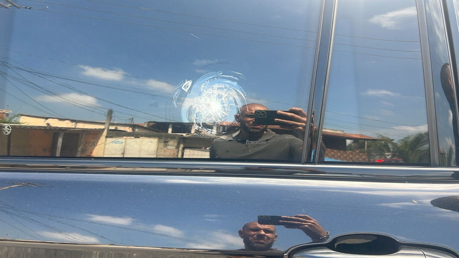 Carro de deputado federal é atingido em tiroteio em Antares, na Zona Oeste do Rio