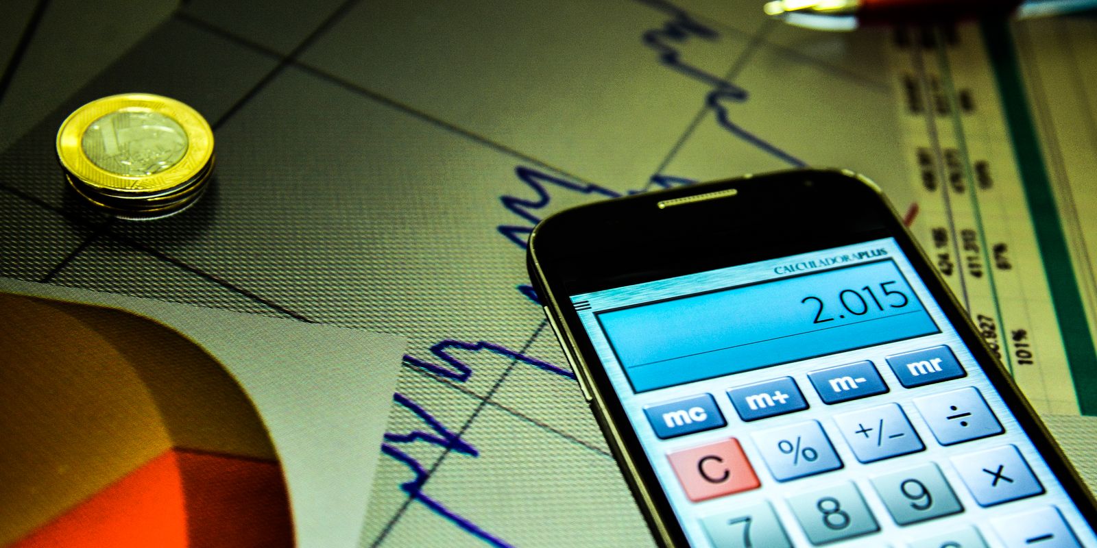 Contas públicas têm superávit de R$ 14,2 bilhões em abril