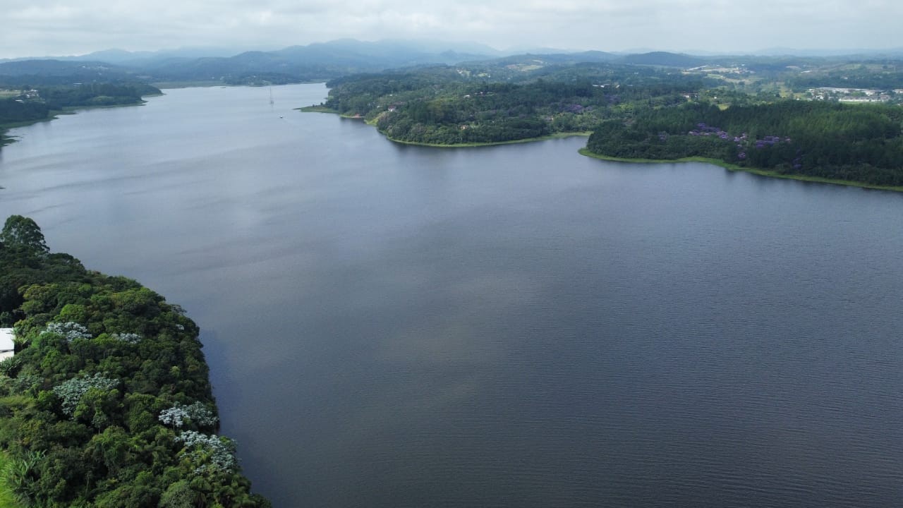 Volume de chuva registrado nas represas do Alto Tietê em maio de 2025 fica abaixo da metade da média histórica