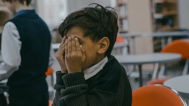 crianca-bullying-pexels-.jpg